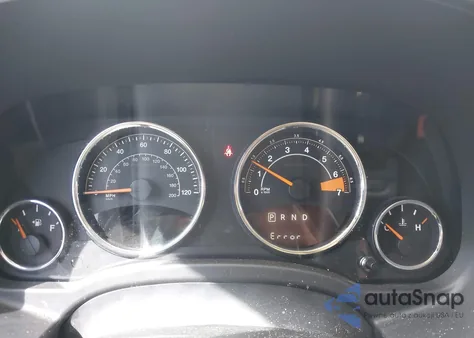 2017 Jeep Compass Latitude Fwd z USA, uszkodzony, nr VIN 1C4NJCEA2HD115564